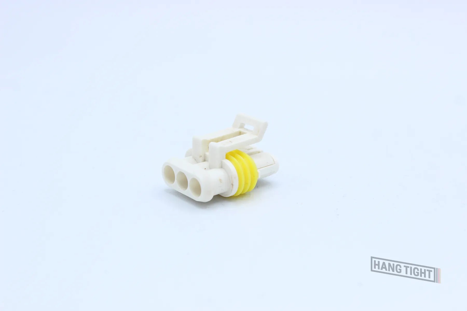 TE Female AMP Superseal 1.5 White - 3 Terminal in Style: Connector Only. TE AMP Superseal 1.5 in White. These connectors are typically found in OEM applications and are available as a connector only or as a flying lead. An extra terminal is included with
