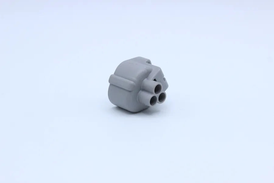Sumitomo Female TS Gray Triangle - 3 Terminal in Style: Flying Lead. Sumitomo TS in Gray. These connectors are typically found in OEM applications and are available as a connector only or as a flying lead. An extra terminal is included with every connecto