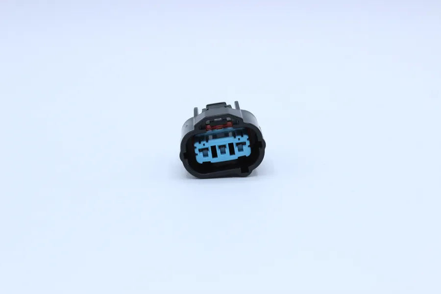 Sumitomo Female HX090 Black - 3 Terminal in Style: Flying Lead. Sumitomo HX090 in Black. These connectors are typically found in OEM applications and are available as a connector only or as a flying lead. An extra terminal is included with every connector