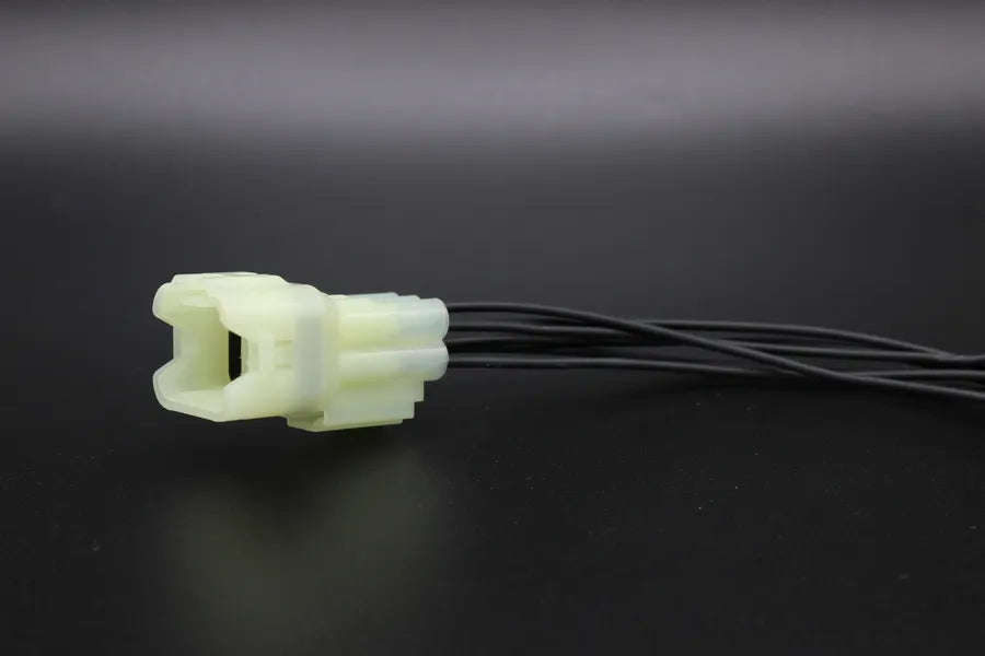 Sumitomo Male HM Clear - 6 Terminal in Style: Flying Lead. Sumitomo HM in Clear. These connectors are typically found in OEM applications and are available as a connector only or as a flying lead. An extra terminal is included with every connector, becaus