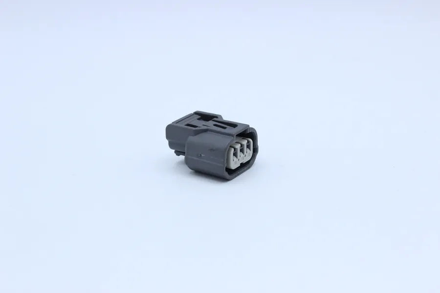 Sumitomo Female HX Grey tab width 1.0 - 3 Terminal in Style: Flying Lead. Sumitomo HX in Grey. These connectors are typically found in OEM applications and are available as a connector only or as a flying lead. An extra terminal is included with every con