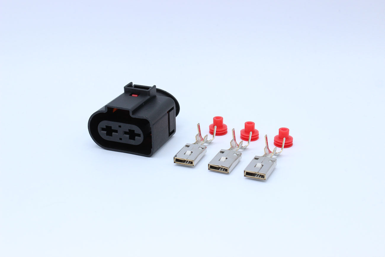 Delphi Female DUCON Black - 2 Terminal in Style: Connector Only. Delphi DUCON in Black. These connectors are typically found in OEM applications and are available as a connector only or as a flying lead. An extra terminal is included with every connector,