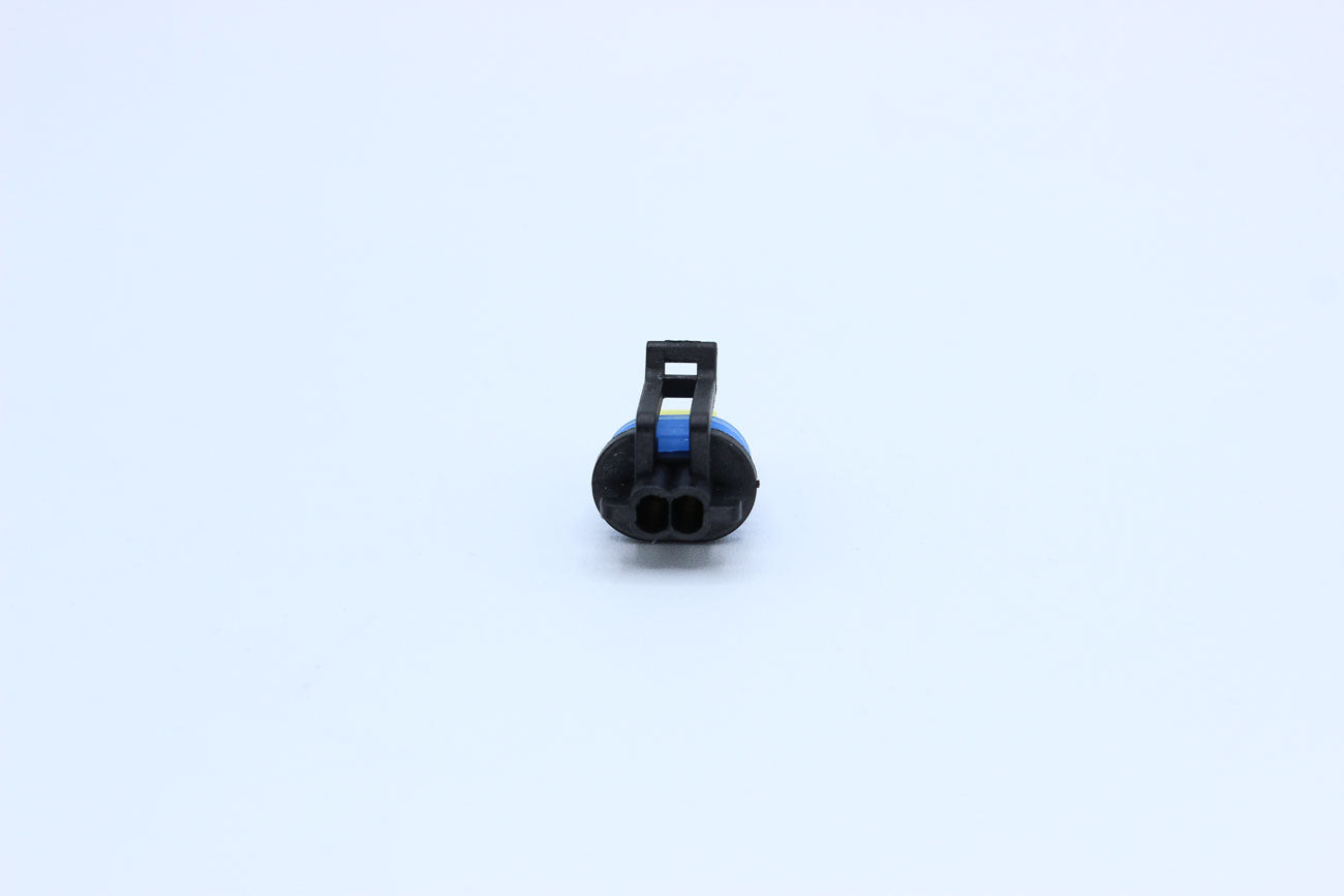 Delphi Female GT150 Yellow - 2 Terminal in Style: Flying Lead. Delphi GT150 in Yellow. These connectors are typically found in OEM applications and are available as a connector only or as a flying lead. An extra terminal is included with every connector,