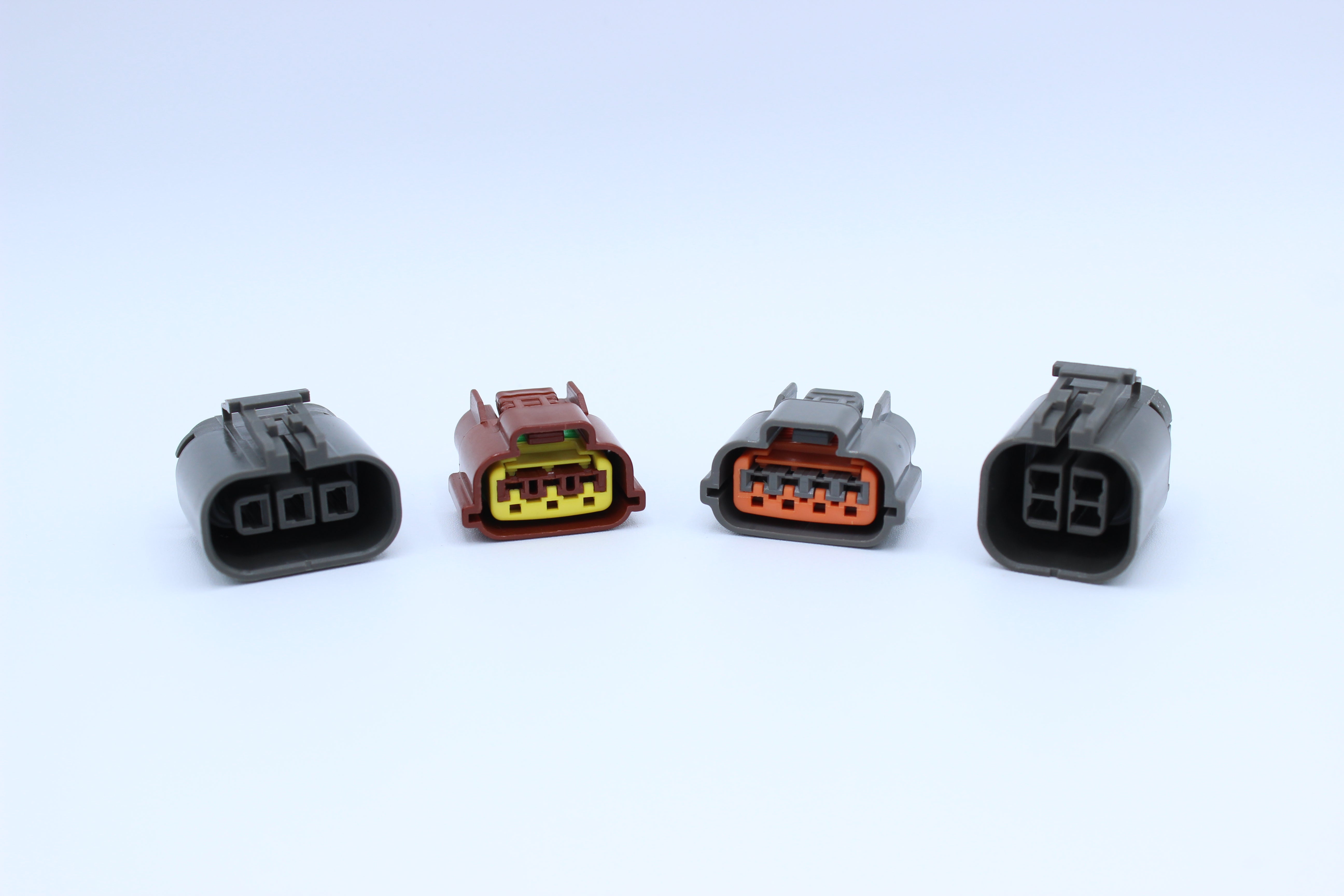 Nissan SR Connector kit in Ignition: R8. S13, 14 or 15, Red top or black top, doesn't matter this kit covers them all! Save yourself some time and hassle figuring out what to order and get an organizer bin, extra terminals and seals and a de-pin tool set.