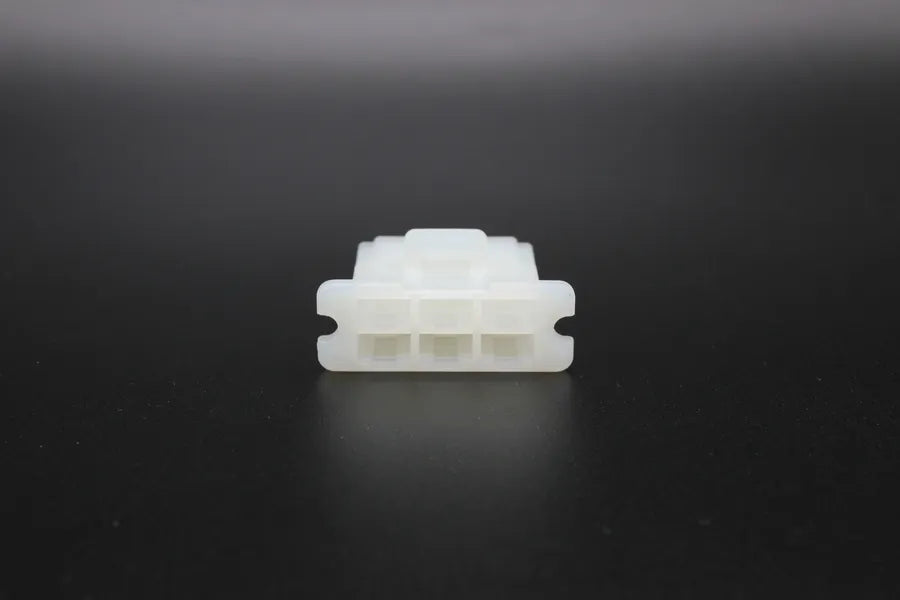 Sumitomo Female 250 Clear ET - 6 Terminal in Style: Connector Only. Sumitomo 250 in Clear. These connectors are typically found in OEM applications and are available as a connector only or as a flying lead. An extra terminal is included with every connect