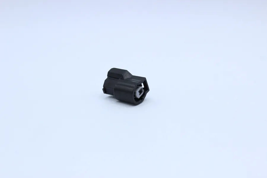Sumitomo Female HX Black - 1 Terminal in Style: Connector Only. Sumitomo HX in Black. These connectors are typically found in OEM applications and are available as a connector only or as a flying lead. An extra terminal is included with every connector, b