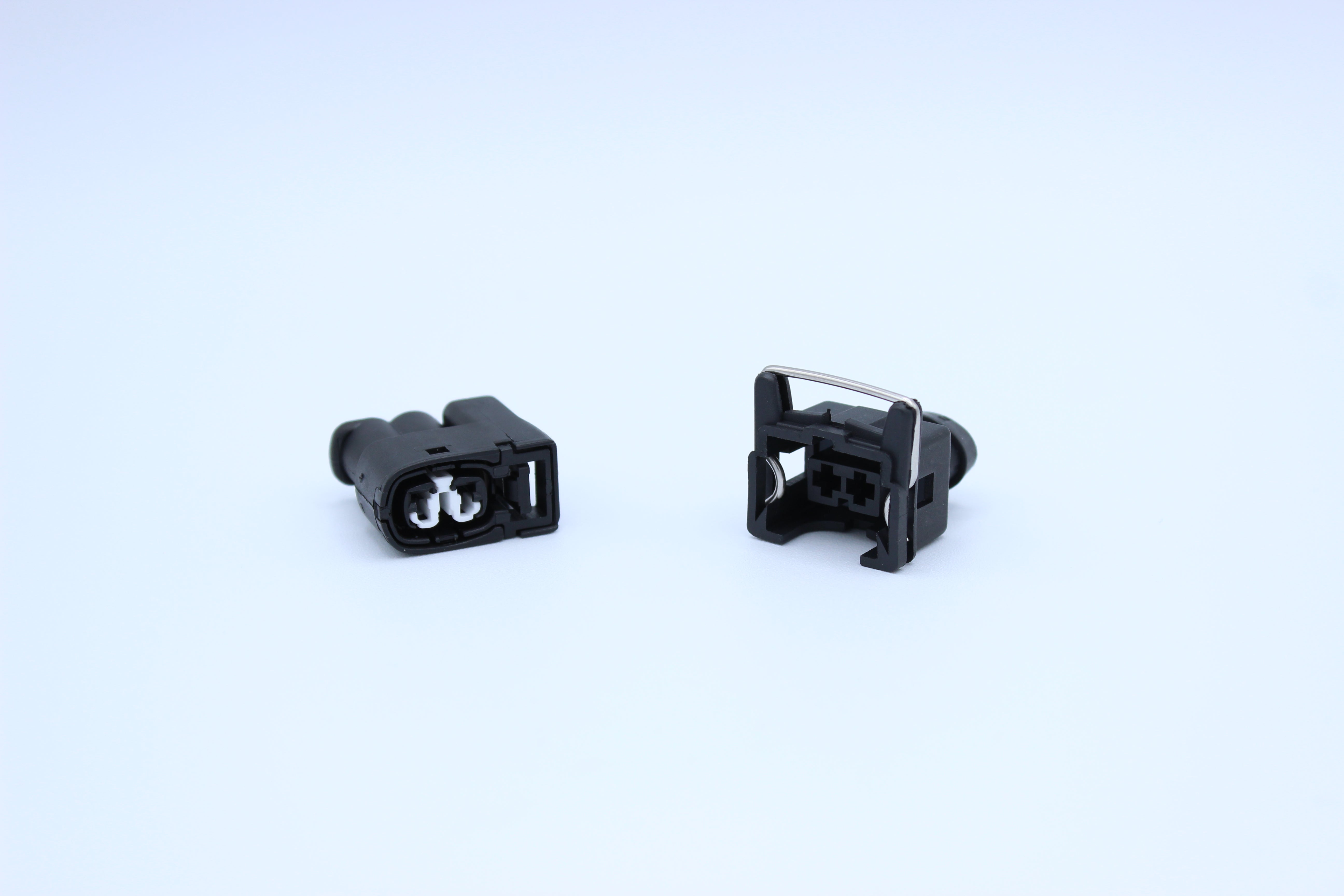 Toyota JZ Connector Kit in Ignition coils: JZ 2 pin. 1JZ or 2JZ, Turbo or Non turbo, VVTi or Non VVTI does not matter. This connector kit covers all variants of Toyota's legendary inline 6. Select your choice of ignition coils and injectors and go! See ou