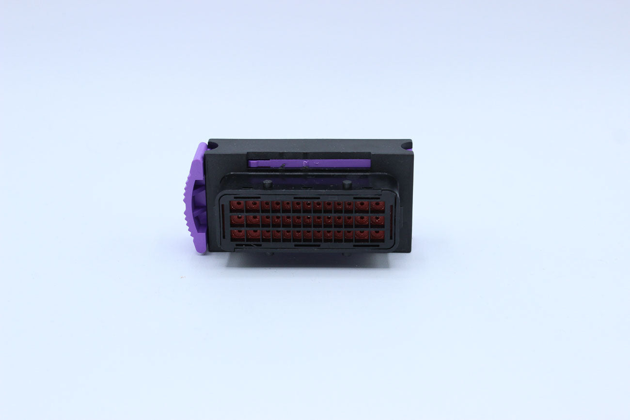 FCI Female Sicma 1.5 Black Hybrid - 39 Terminal in Style: Flying Lead. FCI Sicma 1.5 in Black. These connectors are typically found in OEM applications and are available as a connector only or as a flying lead. An extra terminal is included with every con