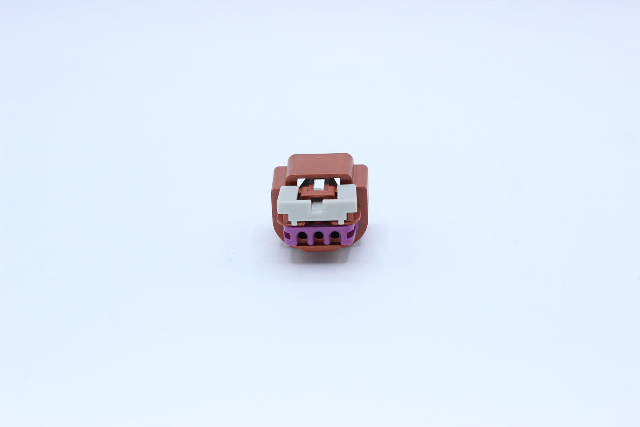 Delphi Female GT150 Brown Code 4 - 3 Terminal in Style: Flying Lead. Delphi GT150 in Brown. These connectors are typically found in OEM applications and are available as a connector only or as a flying lead. An extra terminal is included with every connec