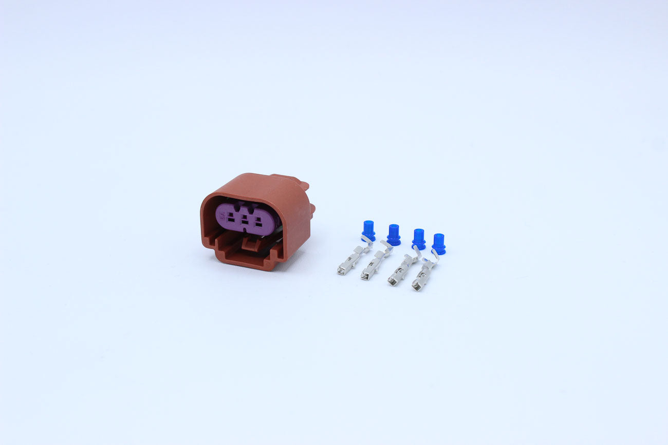 Delphi Female GT150 Brown Code 4 - 3 Terminal in Style: Flying Lead. Delphi GT150 in Brown. These connectors are typically found in OEM applications and are available as a connector only or as a flying lead. An extra terminal is included with every connec