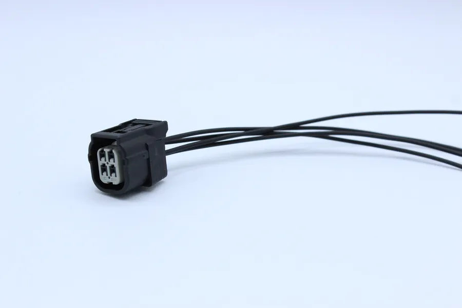 Sumitomo Female HV Black - 4 Terminal in Style: Flying Lead. Sumitomo HV in Black. These connectors are typically found in OEM applications and are available as a connector only or as a flying lead. An extra terminal is included with every connector, beca
