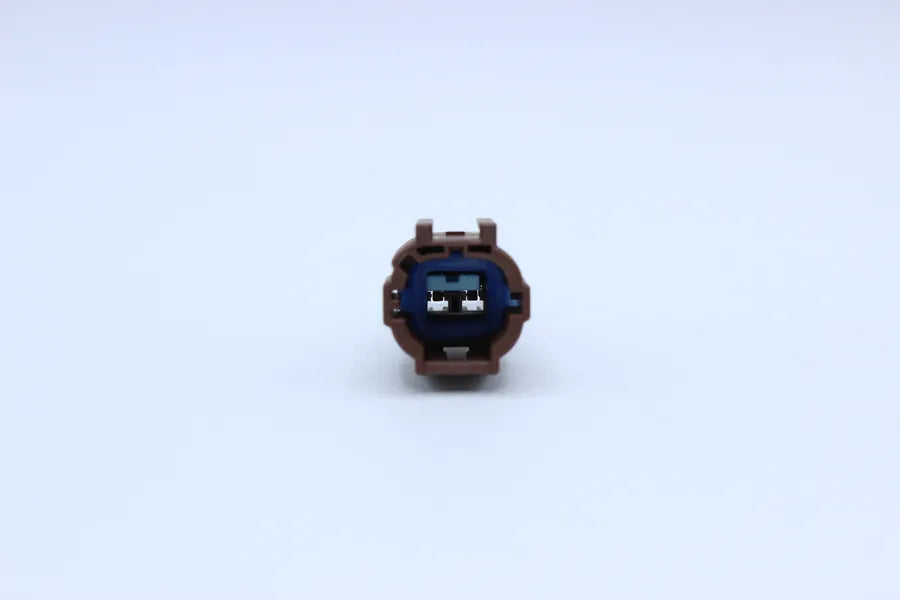 Sumitomo Male RS Brown - 2 Terminal in Style: Flying Lead. Sumitomo RS in Brown. These connectors are typically found in OEM applications and are available as a connector only or as a flying lead. An extra terminal is included with every connector, becaus