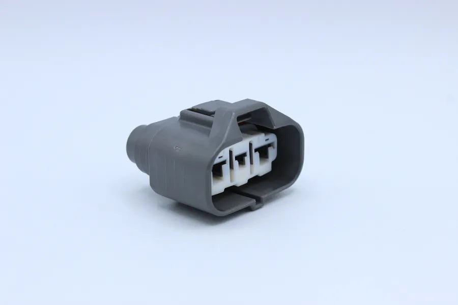 Sumitomo Female TS Gray Hybrid - 3 Terminal in Style: Connector Only. Sumitomo TS in Gray. These connectors are typically found in OEM applications and are available as a connector only or as a flying lead. An extra terminal is included with every connect
