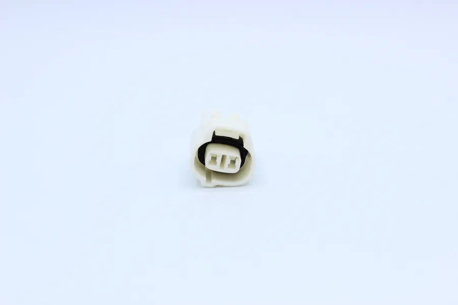 Sumitomo Female TS White - 2 Terminal in Style: Connector Only. Sumitomo TS in White. These connectors are typically found in OEM applications and are available as a connector only or as a flying lead. An extra terminal is included with every connector, b
