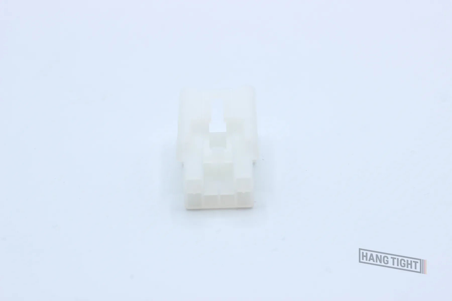 Yazaki Male 090 II Clear - 6 Terminal in Style: Connector Only. Yazaki 090 II in Clear. These connectors are typically found in OEM applications and are available as a connector only or as a flying lead. An extra terminal is included with every connector,