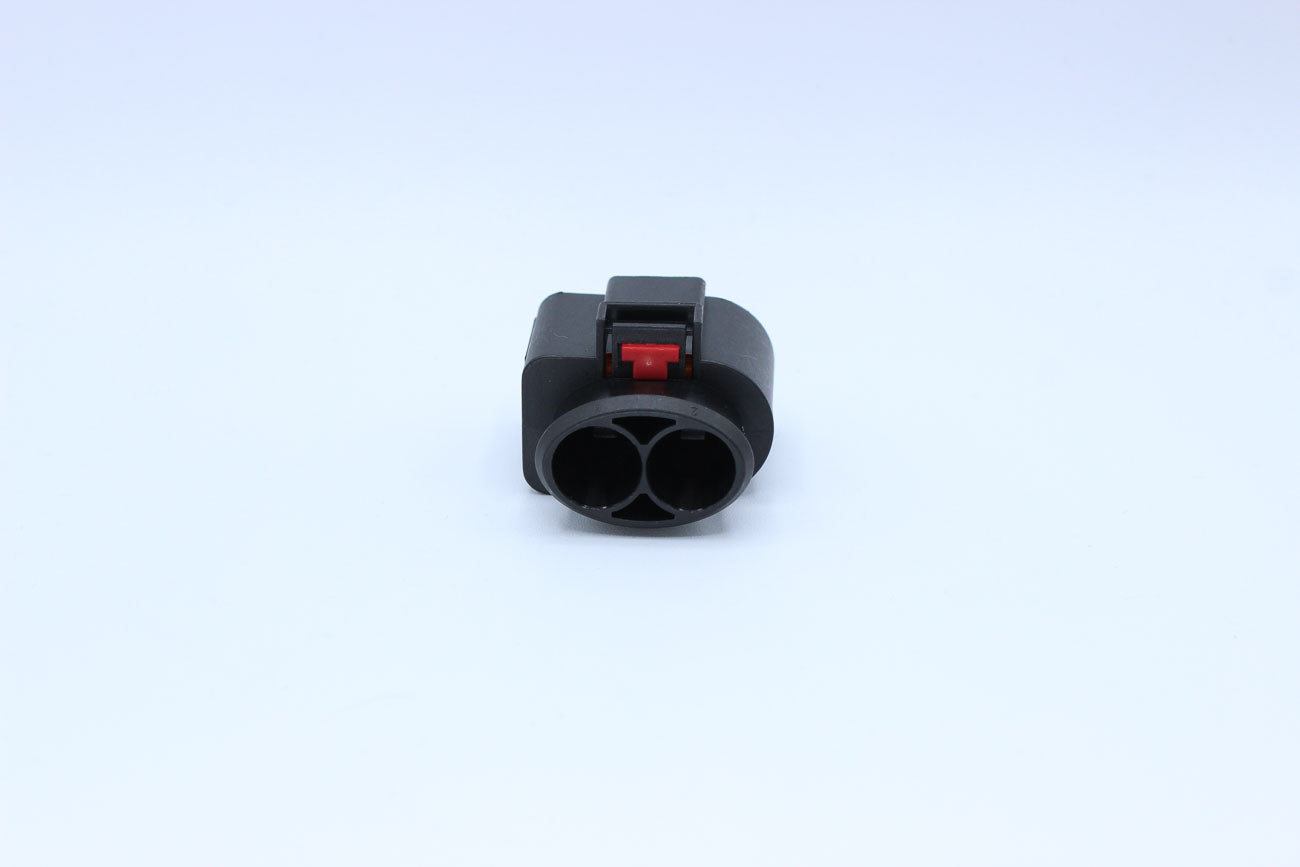 Delphi Female DUCON Black - 2 Terminal in Style: Connector Only. Delphi DUCON in Black. These connectors are typically found in OEM applications and are available as a connector only or as a flying lead. An extra terminal is included with every connector,