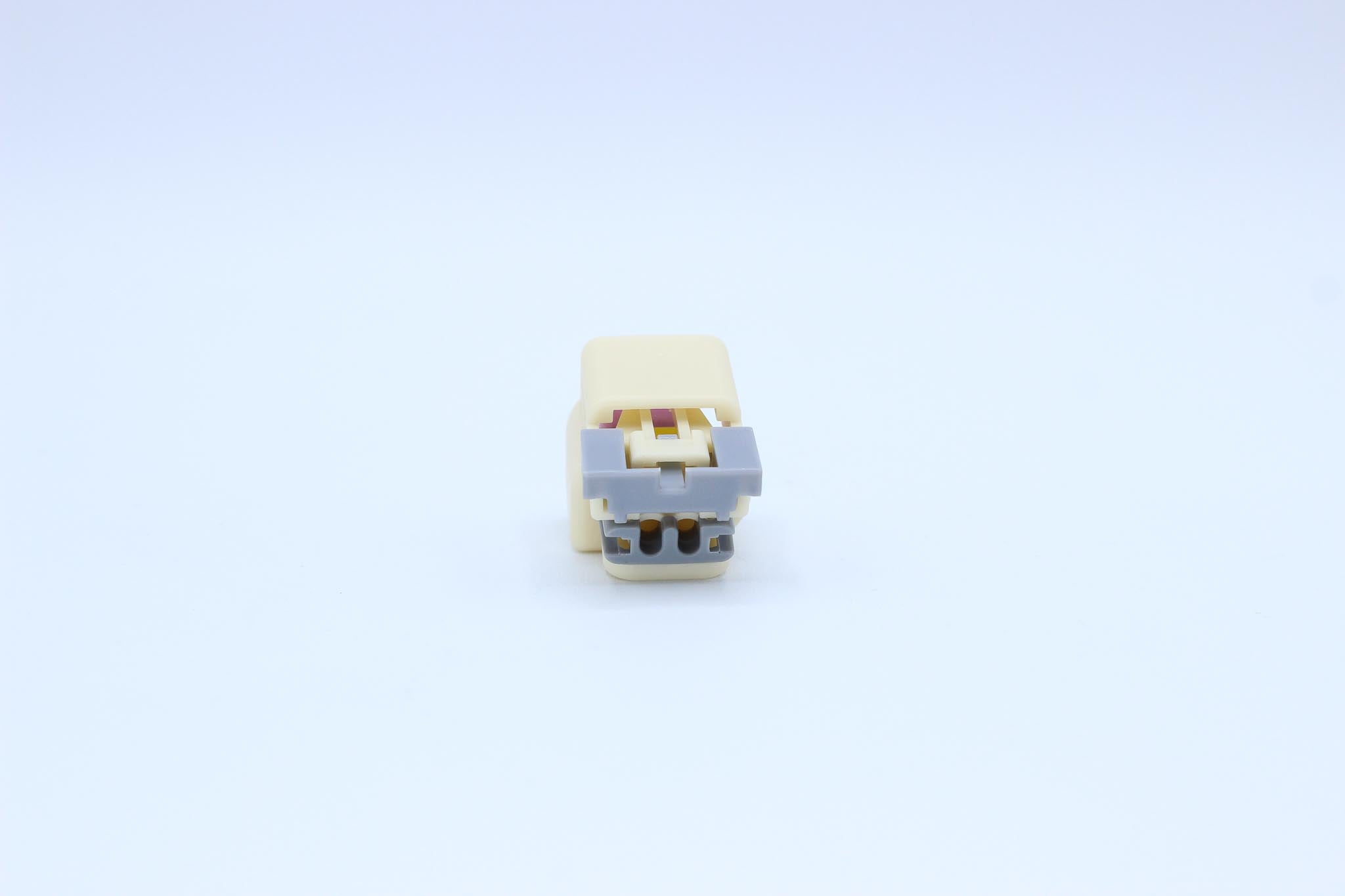 Delphi Female GT150 White Code 1 - 2 Terminal in Style: Connector Only. Delphi GT150 in White. These connectors are typically found in OEM applications and are available as a connector only or as a flying lead. An extra terminal is included with every con