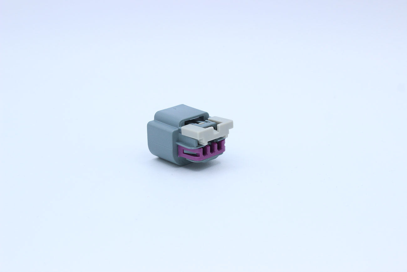 Delphi Female GT150 Grey Code 2 - 3 Terminal in Style: Flying Lead. Delphi GT150 in Grey. These connectors are typically found in OEM applications and are available as a connector only or as a flying lead. An extra terminal is included with every connecto