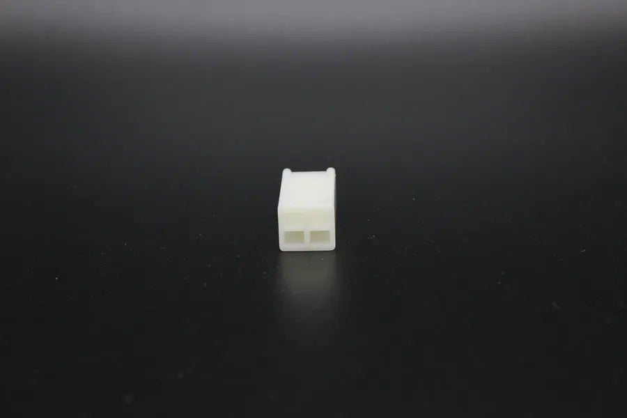 Sumitomo Female MTW Clear - 4 Terminal in Style: Flying Lead. Sumitomo MTW in Clear. These connectors are typically found in OEM applications and are available as a connector only or as a flying lead. An extra terminal is included with every connector, be