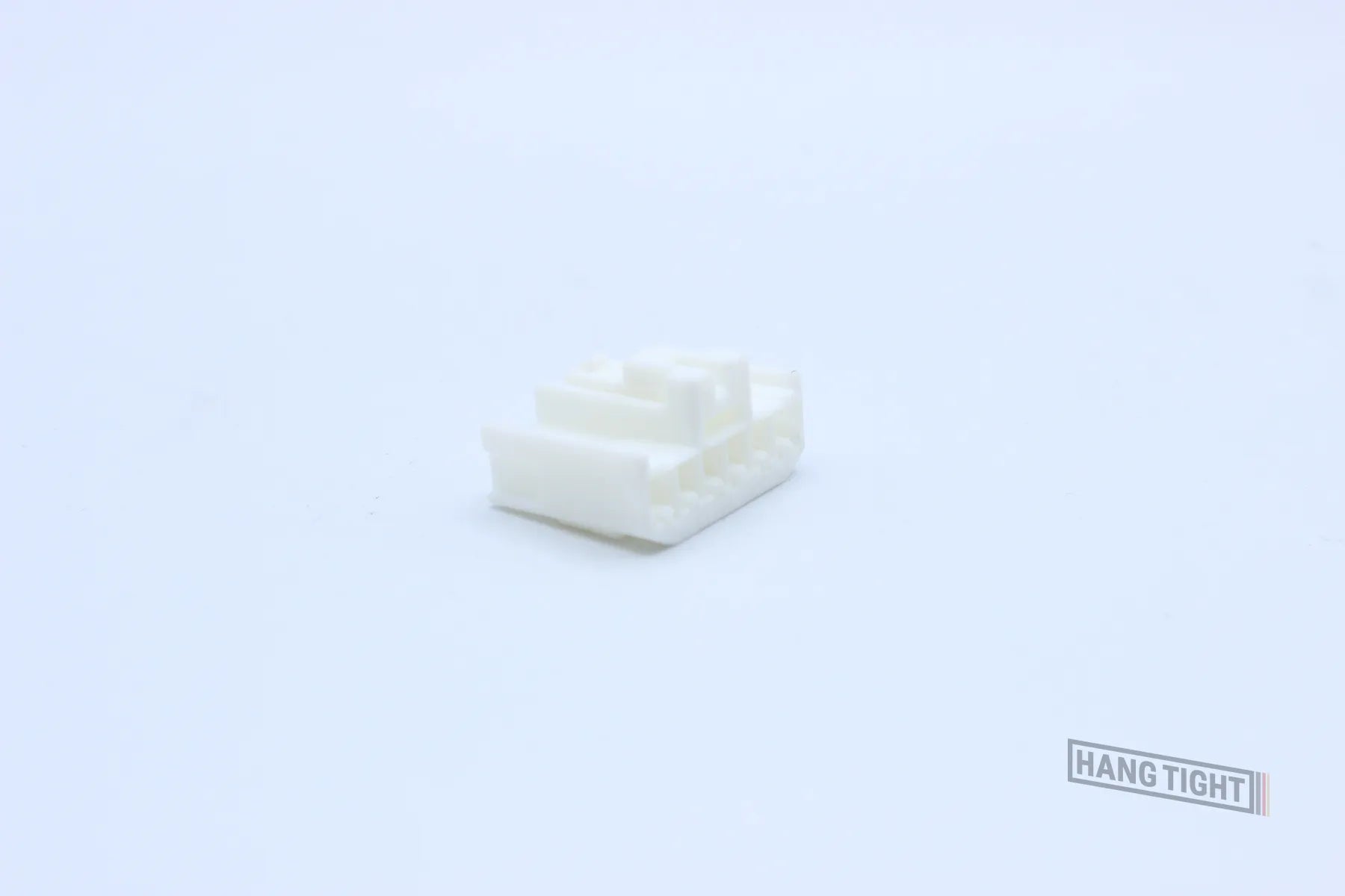 Yazaki Female 090 II White type 2 - 6 Terminal in Style: Flying Lead. Yazaki 090 II in White. These connectors are typically found in OEM applications and are available as a connector only or as a flying lead. An extra terminal is included with every conn