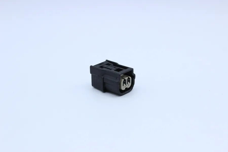 Sumitomo Female HV Black - 2 Terminal in Style: Flying Lead. Sumitomo HV in Black. These connectors are typically found in OEM applications and are available as a connector only or as a flying lead. An extra terminal is included with every connector, beca