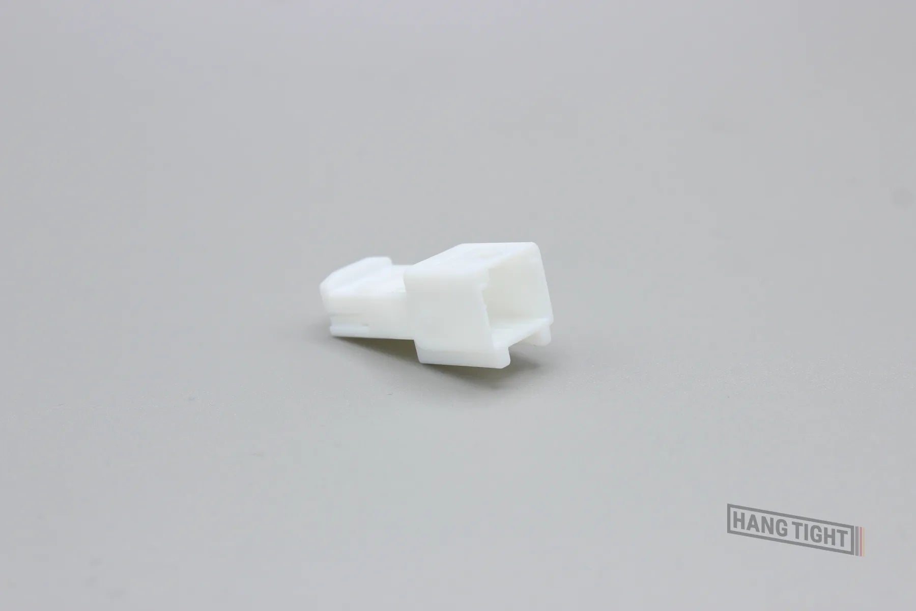 TE Male TH White - 8 Terminal in Style: Flying Lead. TE TH in White. These connectors are typically found in OEM applications and are available as a connector only or as a flying lead. An extra terminal is included with every connector, because mistakes d