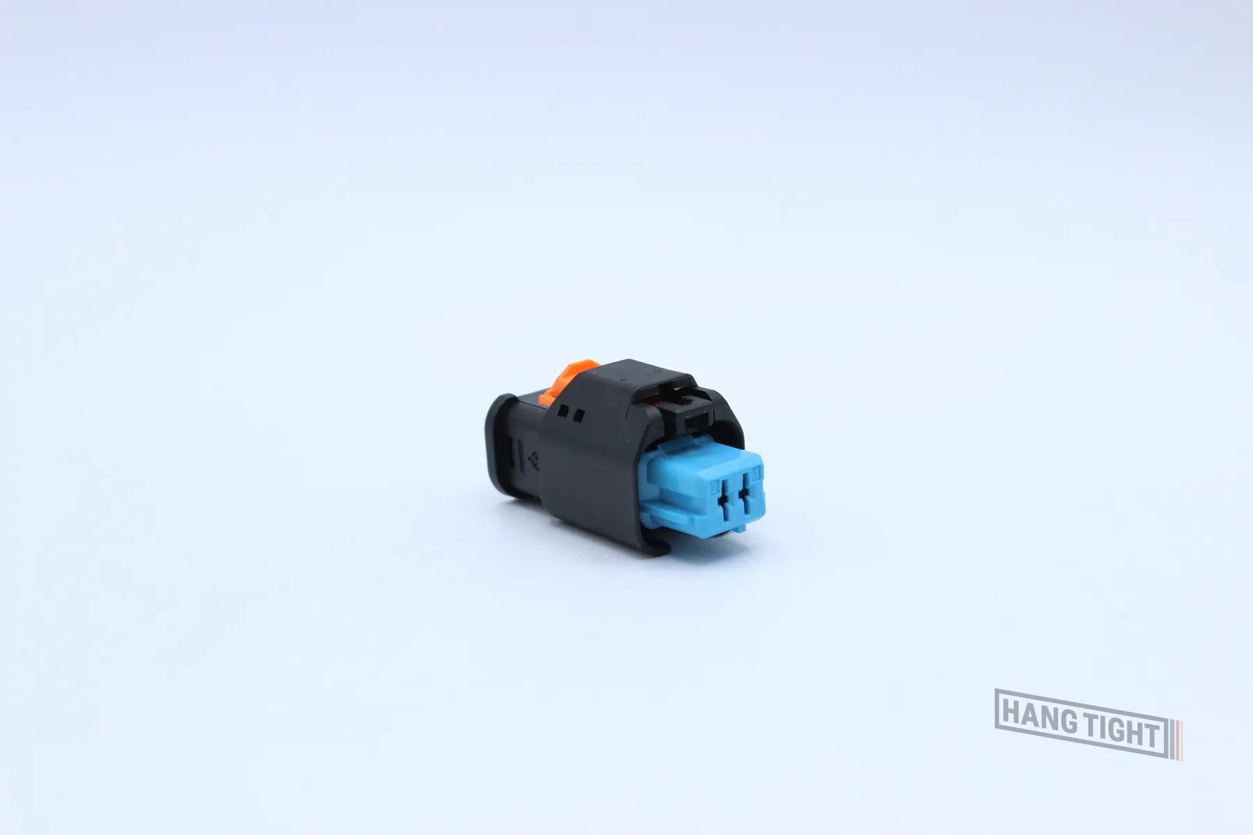 TE Female HP Blue - 2 Terminal in Style: Flying Lead. TE HP in Blue. These connectors are typically found in OEM applications and are available as a connector only or as a flying lead. An extra terminal is included with every connector, because mistakes d