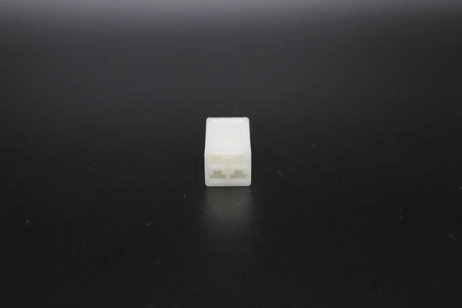 Sumitomo Female MTW Clear - 4 Terminal in Style: Flying Lead. Sumitomo MTW in Clear. These connectors are typically found in OEM applications and are available as a connector only or as a flying lead. An extra terminal is included with every connector, be