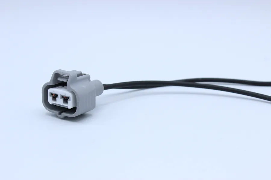Sumitomo Female TS Gray tab width 4.8 - 2 Terminal in Style: Connector Only. Sumitomo TS in Gray. These connectors are typically found in OEM applications and are available as a connector only or as a flying lead. An extra terminal is included with every