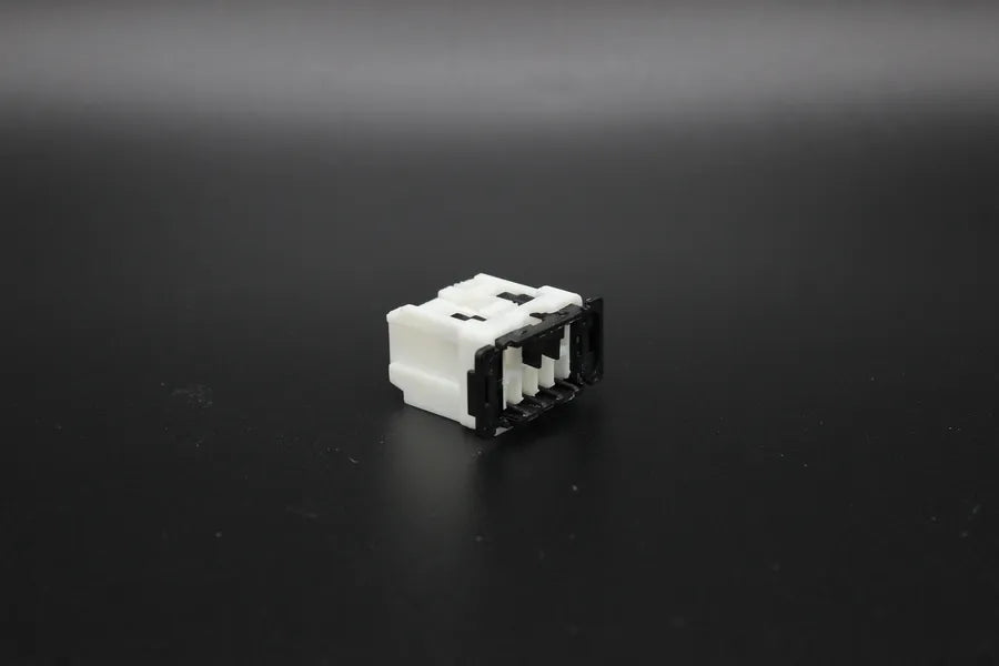 Sumitomo Female 91 White - 6 Terminal in Style: Connector Only. Sumitomo 91 in White. These connectors are typically found in OEM applications and are available as a connector only or as a flying lead. An extra terminal is included with every connector, b