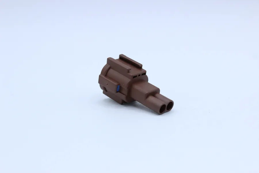 Sumitomo Male RS Brown - 2 Terminal in Style: Flying Lead. Sumitomo RS in Brown. These connectors are typically found in OEM applications and are available as a connector only or as a flying lead. An extra terminal is included with every connector, becaus