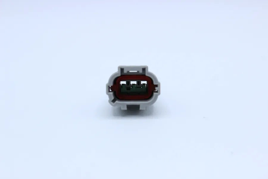 Sumitomo Male RS Gray - 3 Terminal in Style: Connector Only. Sumitomo RS in Gray. These connectors are typically found in OEM applications and are available as a connector only or as a flying lead. An extra terminal is included with every connector, becau