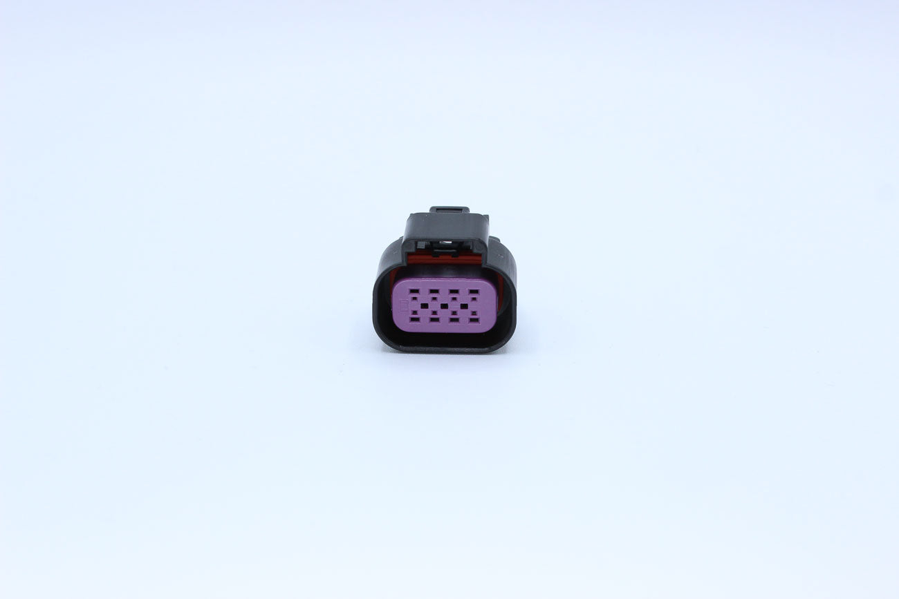 Delphi Female GT150 Black Code 8 - 8 Terminal in Style: Flying Lead. Delphi GT150 in Black. These connectors are typically found in OEM applications and are available as a connector only or as a flying lead. An extra terminal is included with every connec