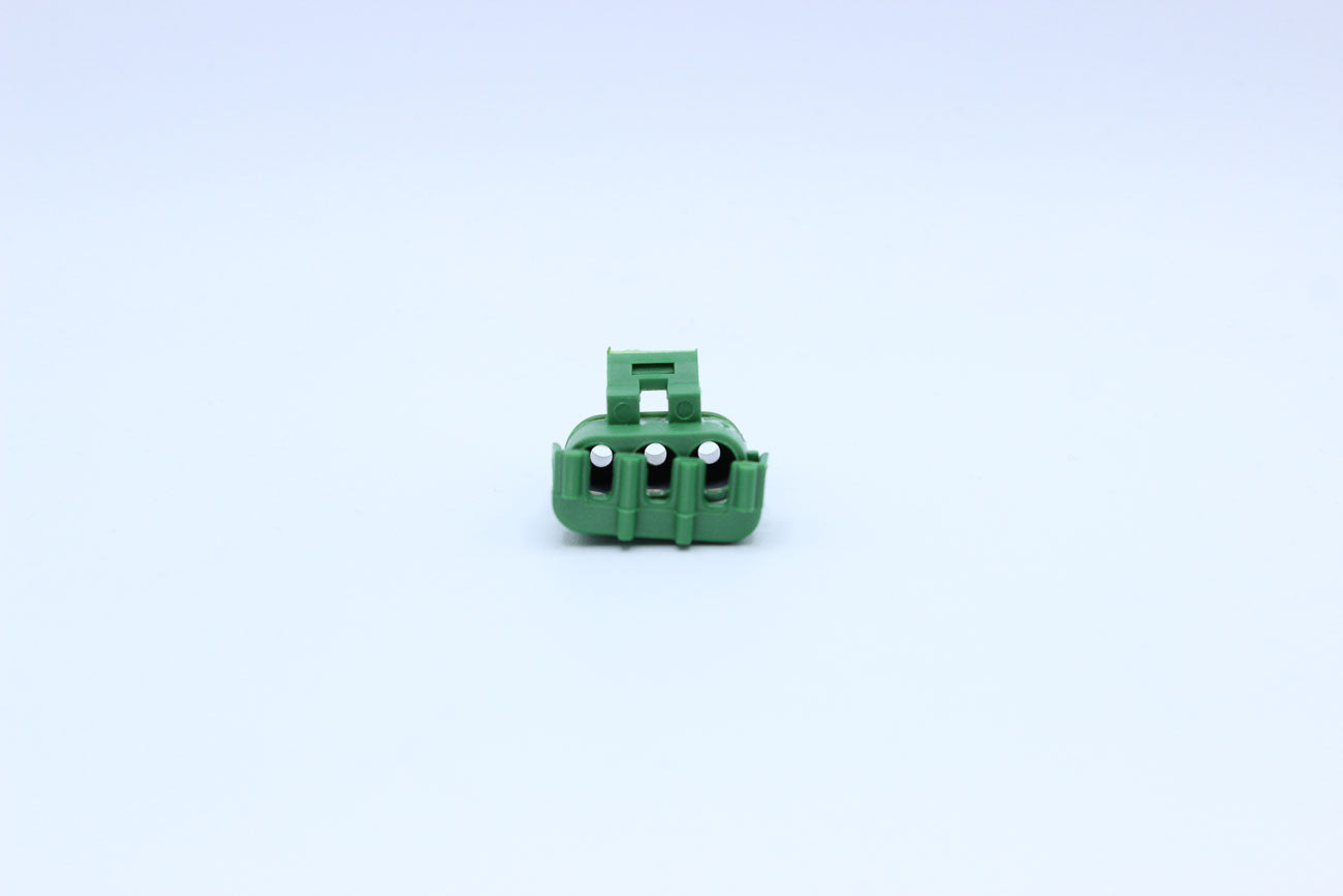 Delphi Female Weather pack Green - 3 Terminal in Style: Flying Lead. Delphi Weather pack in Green. These connectors are typically found in OEM applications and are available as a connector only or as a flying lead. An extra terminal is included with every