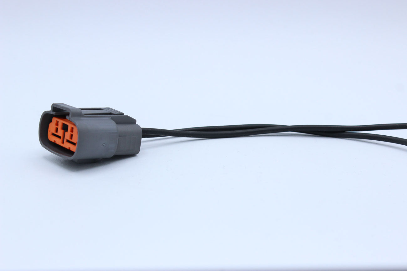 Sumitomo Female DL Gray Tab width 7.8 - 2 Terminal in Style: Connector Only. Sumitomo DL in Gray. These connectors are typically found in OEM applications and are available as a connector only or as a flying lead. An extra terminal is included with every