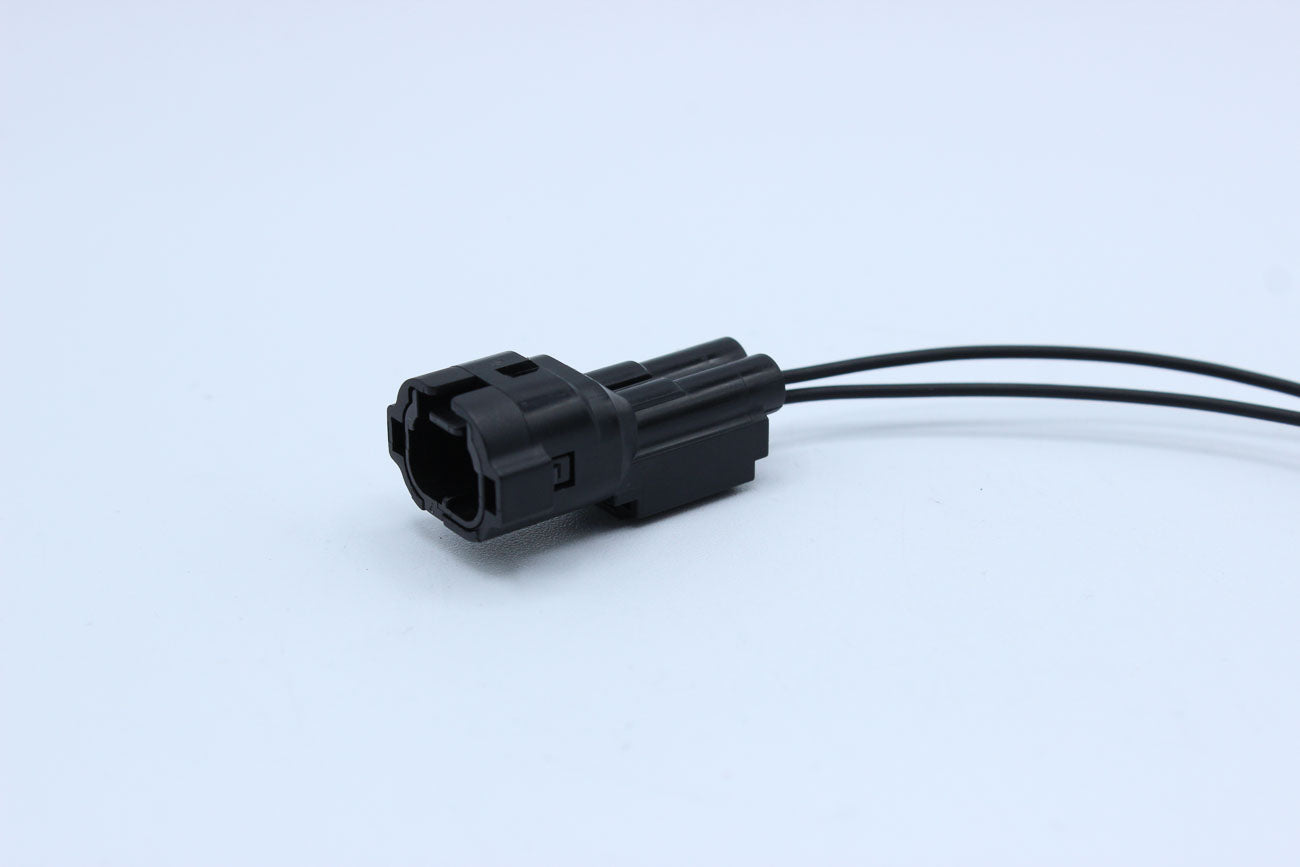 Sumitomo Male HM Black - 2 Terminal in Style: Flying Lead. Sumitomo HM in Black. These connectors are typically found in OEM applications and are available as a connector only or as a flying lead. An extra terminal is included with every connector, becaus