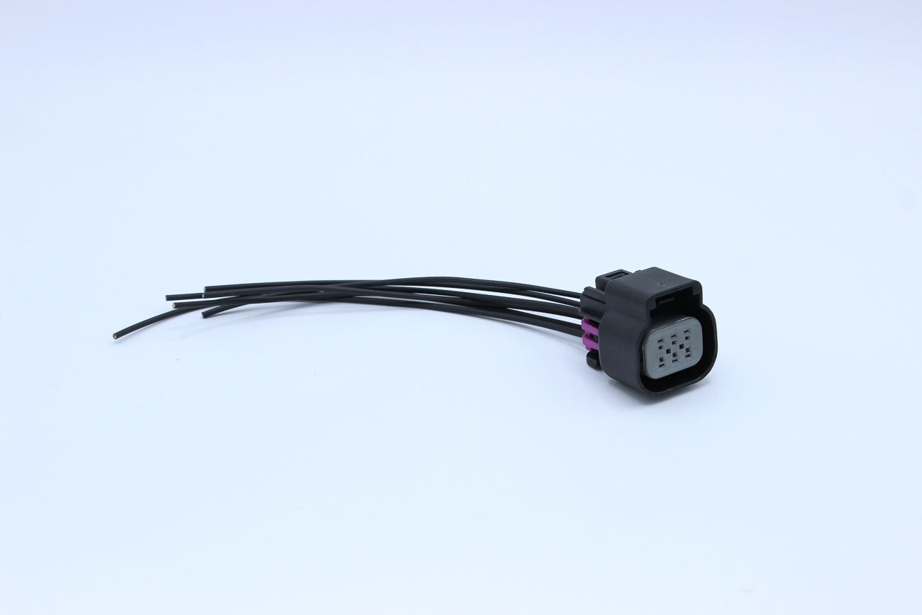 Delphi Female GT150 Black Code 1 - 6 Terminal in Style: Flying Lead. Delphi GT150 in Black. These connectors are typically found in OEM applications and are available as a connector only or as a flying lead. An extra terminal is included with every connec
