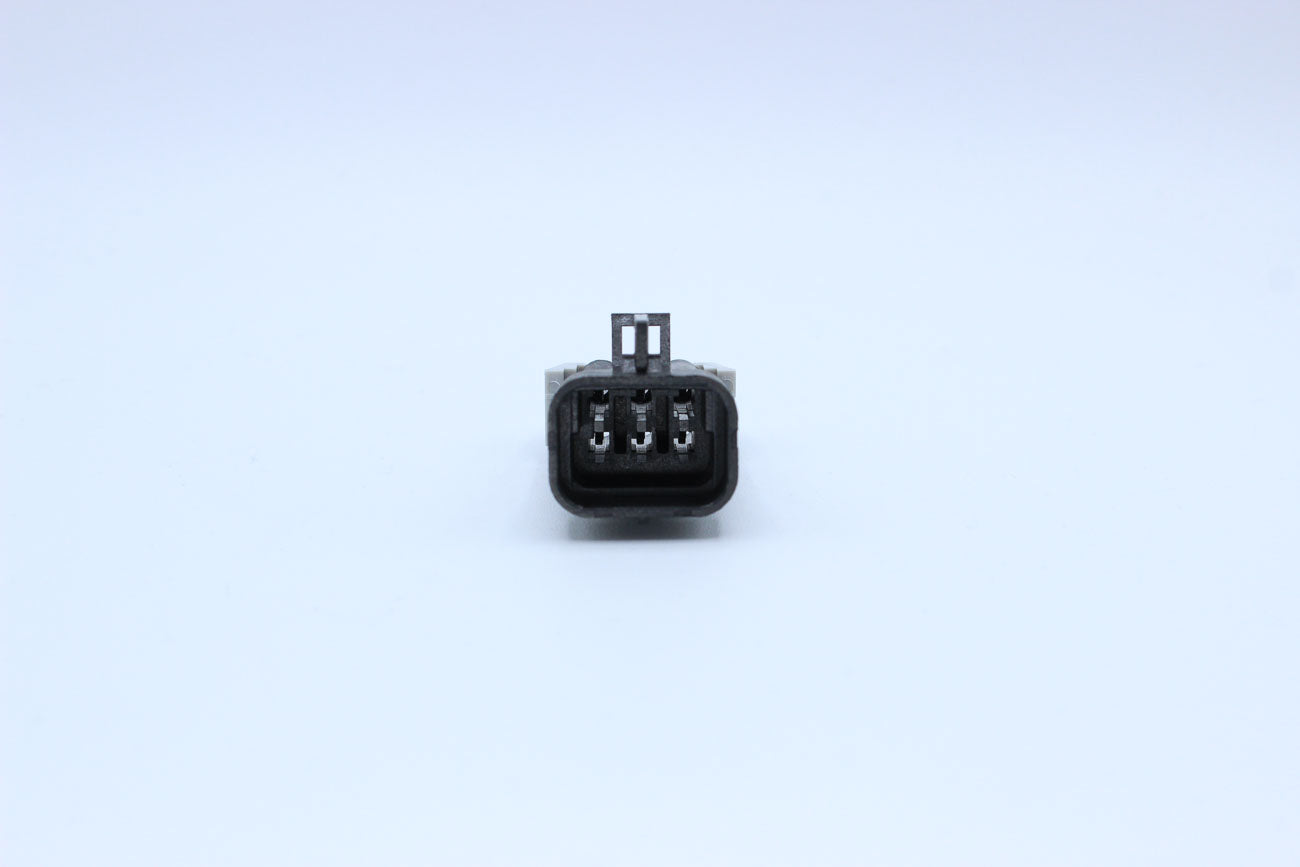 Delphi Male Metri-pack 150 Black - 6 Terminal in Style: Flying Lead. Delphi Metri-pack 150 in Black. These connectors are typically found in OEM applications and are available as a connector only or as a flying lead. An extra terminal is included with eve