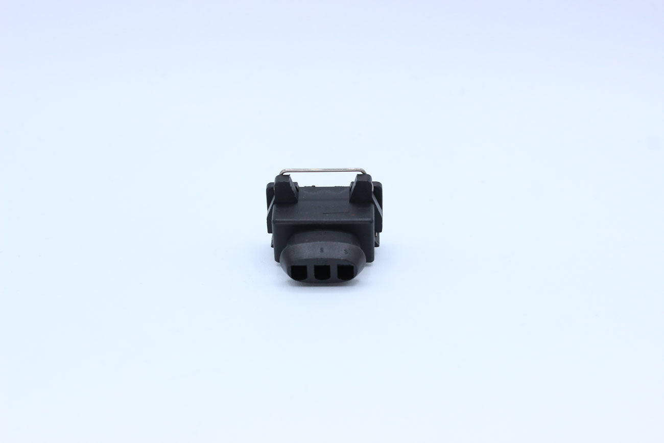 Delphi Female Timer Black - 3 Terminal in Style: Connector Only. Delphi Timer in Black. These connectors are typically found in OEM applications and are available as a connector only or as a flying lead. An extra terminal is included with every connector,