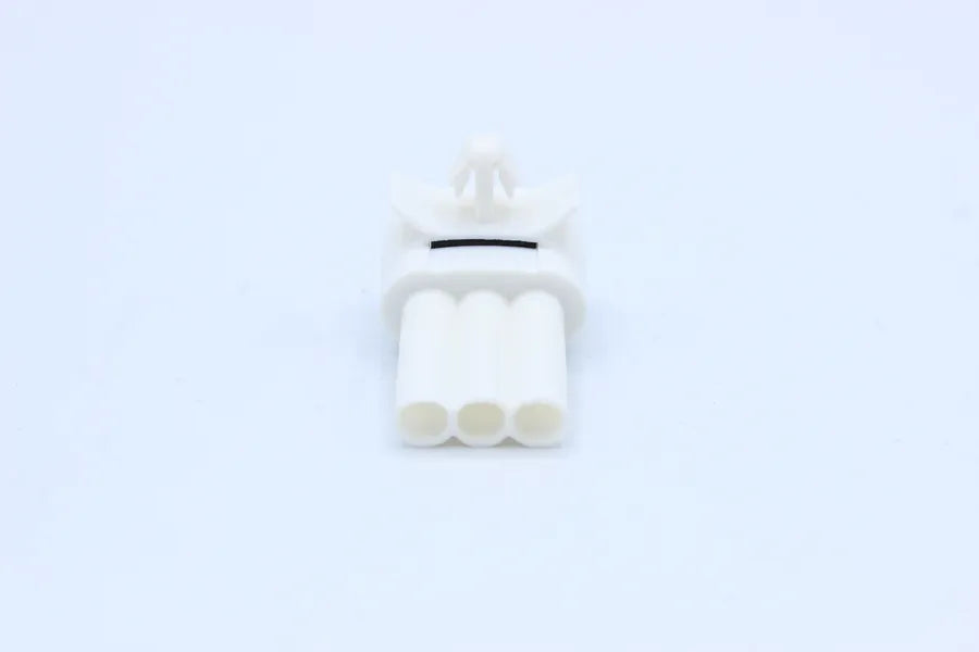 Sumitomo Male MT White - 3 Terminal in Style: Connector Only. Sumitomo MT in White. These connectors are typically found in OEM applications and are available as a connector only or as a flying lead. An extra terminal is included with every connector, bec