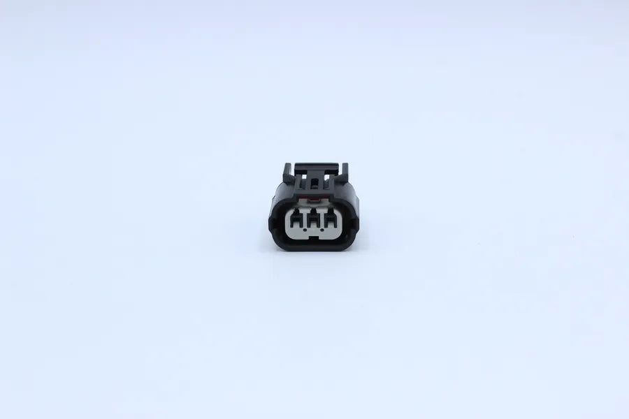 Sumitomo Female HX Black tab width 1.0 - 3 Terminal in Style: Flying Lead. Sumitomo HX in Black. These connectors are typically found in OEM applications and are available as a connector only or as a flying lead. An extra terminal is included with every c