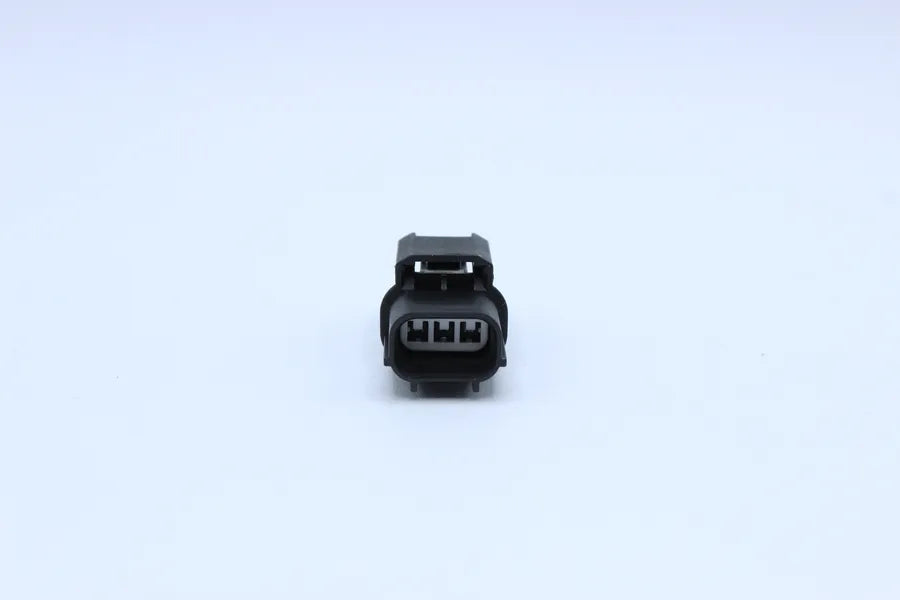 Sumitomo Male HV Black - 3 Terminal in Style: Flying Lead. Sumitomo HV in Black. These connectors are typically found in OEM applications and are available as a connector only or as a flying lead. An extra terminal is included with every connector, becaus