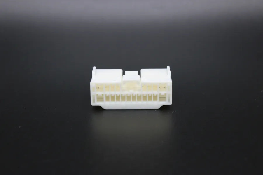 Sumitomo Female TS unsealed White Hybrid - 20 Terminal in Style: Connector Only. Sumitomo TS unsealed in White. These connectors are typically found in OEM applications and are available as a connector only or as a flying lead. An extra terminal is includ