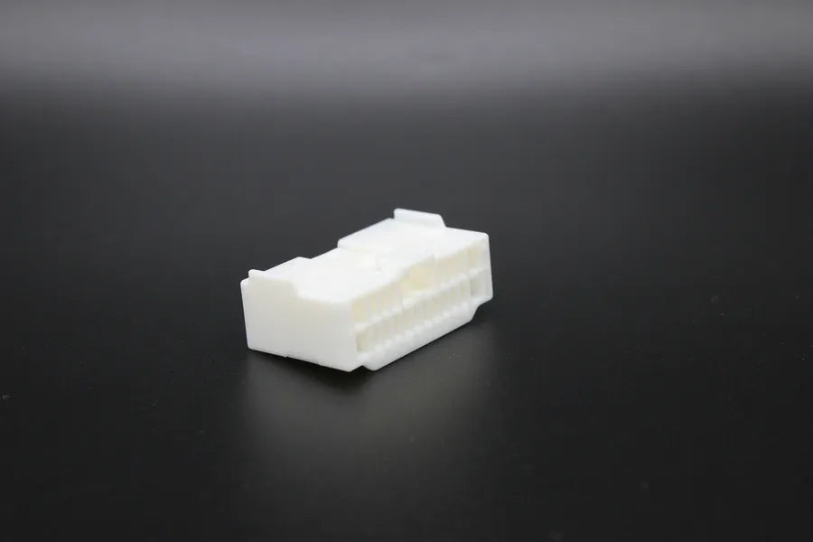 Sumitomo Female TS unsealed White Hybrid - 20 Terminal in Style: Connector Only. Sumitomo TS unsealed in White. These connectors are typically found in OEM applications and are available as a connector only or as a flying lead. An extra terminal is includ