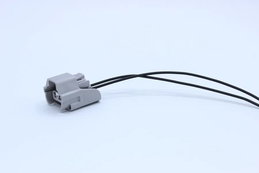 Sumitomo Female TS Gray Injector relief type 2 - 2 Terminal in Style: Connector Only. Sumitomo TS in Gray. These connectors are typically found in OEM applications and are available as a connector only or as a flying lead. An extra terminal is included wi