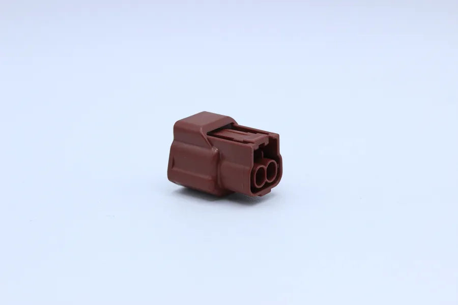 Sumitomo Female RS Brown - 2 Terminal in Style: Flying Lead. Sumitomo RS in Brown. These connectors are typically found in OEM applications and are available as a connector only or as a flying lead. An extra terminal is included with every connector, beca