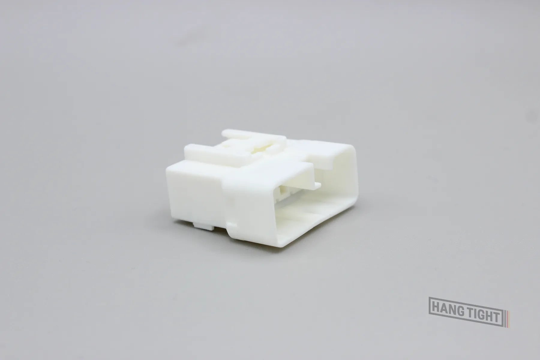 TE Male 187 White - 8 Terminal in Style: Flying Lead. TE 187 in White. These connectors are typically found in OEM applications and are available as a connector only or as a flying lead. An extra terminal is included with every connector, because mistakes