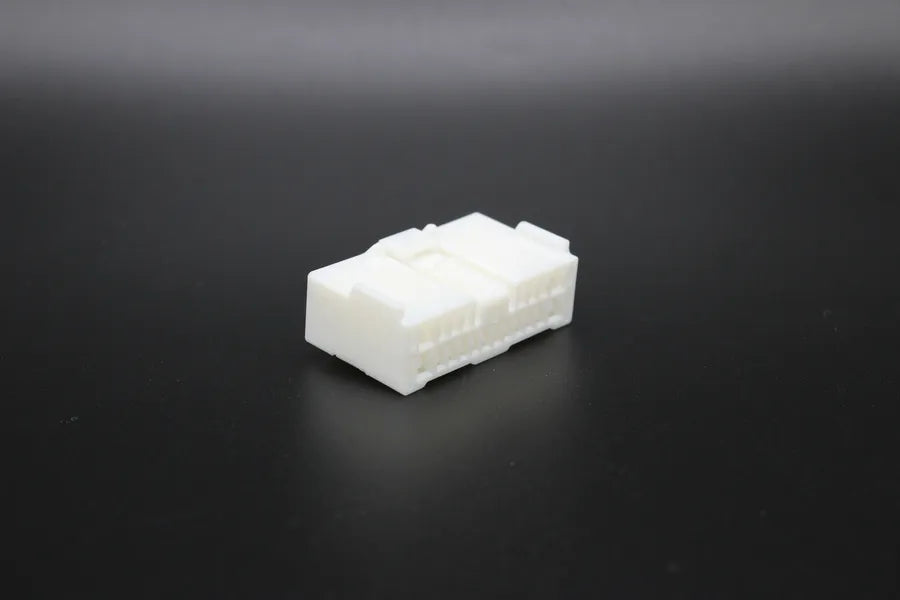 Sumitomo Female TS unsealed White Hybrid - 20 Terminal in Style: Connector Only. Sumitomo TS unsealed in White. These connectors are typically found in OEM applications and are available as a connector only or as a flying lead. An extra terminal is includ