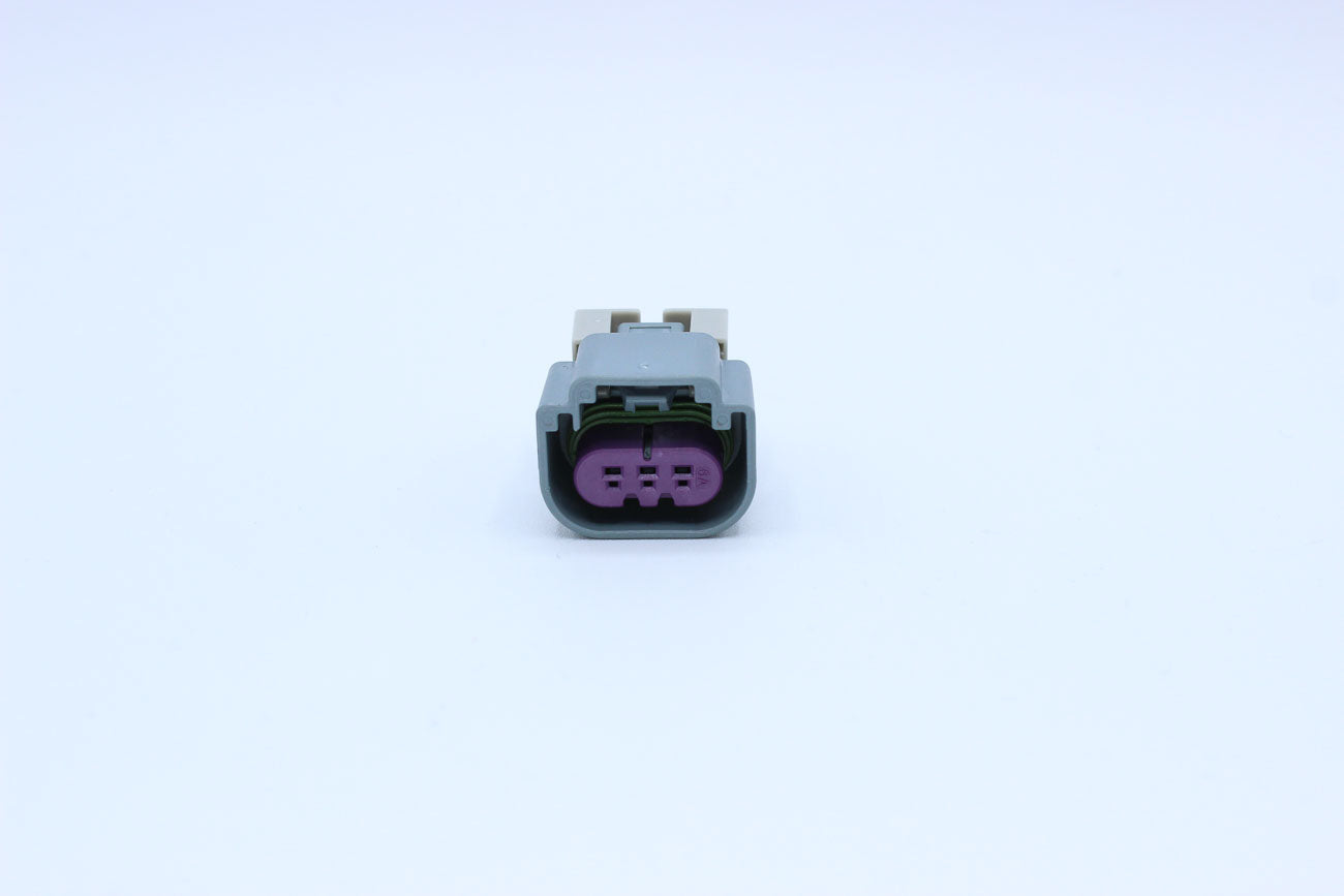 Delphi Female GT150 Grey Code 2 - 3 Terminal in Style: Flying Lead. Delphi GT150 in Grey. These connectors are typically found in OEM applications and are available as a connector only or as a flying lead. An extra terminal is included with every connecto
