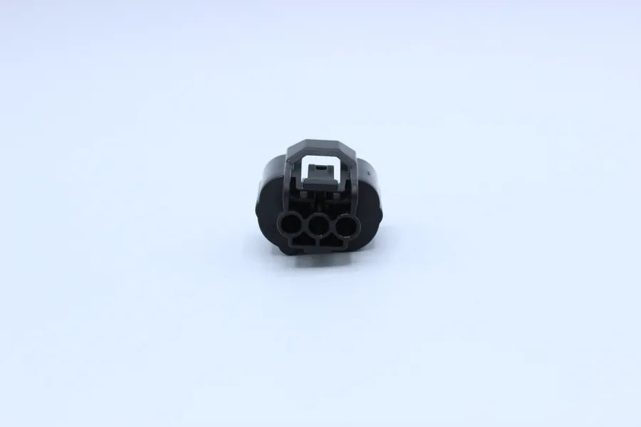 Sumitomo Female HX090 Black - 3 Terminal in Style: Flying Lead. Sumitomo HX090 in Black. These connectors are typically found in OEM applications and are available as a connector only or as a flying lead. An extra terminal is included with every connector
